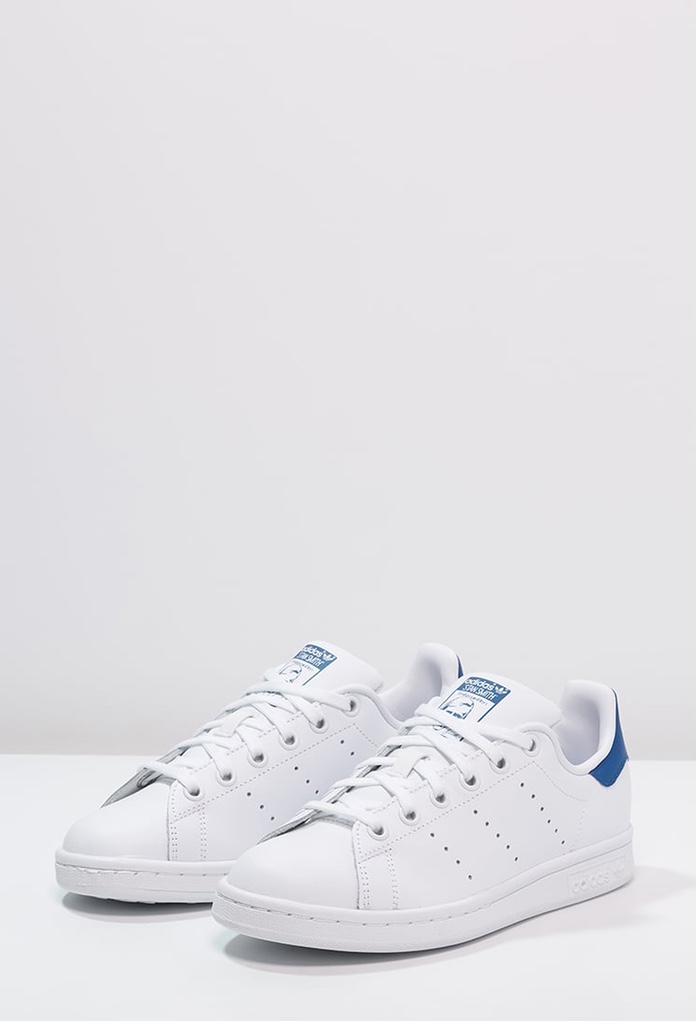basket adidas blanche et bleu