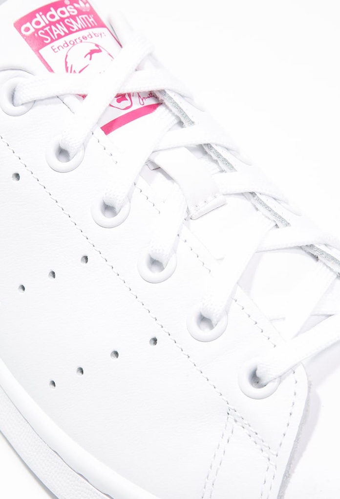 adidas blanche et rose